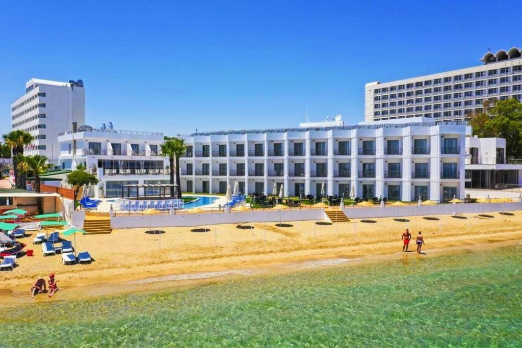 Mimoza Beachfront Hotel & Restaurant Фамагуста Экстерьер фото