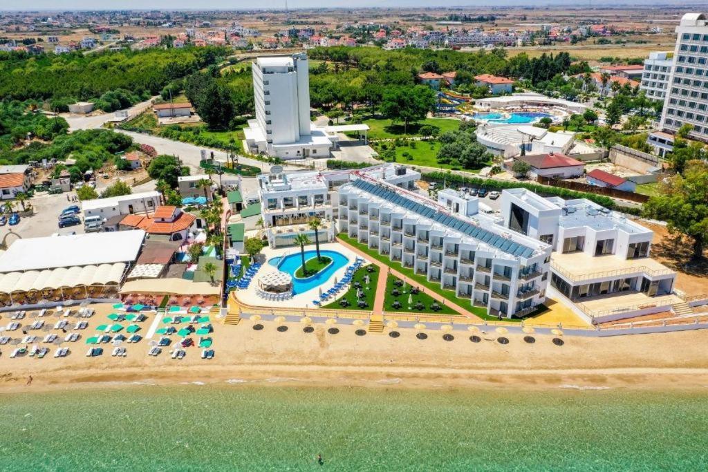 Mimoza Beachfront Hotel & Restaurant Фамагуста Экстерьер фото